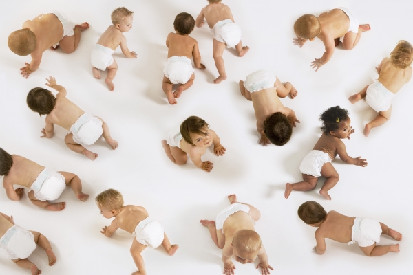 Bilingual babies prefer baby talk, especially when it’s one of their native languages, according to new study Thumbnail